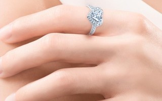 单身女生戴戒指戴法单身女子戴戒指应该怎样戴