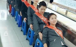 为什么金店上班的女孩子漂亮,金店上班的女人为什么那么高傲