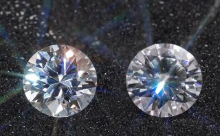 莫桑钻和钻石哪个硬莫桑钻和钻石的硬度一样吗