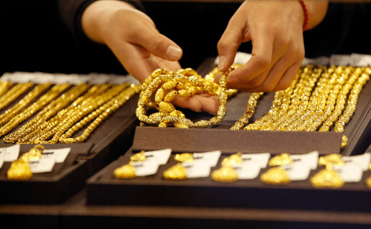 今天的黄金价格是多少一克,实物黄金价格每天报价-第1张图片-翡翠网