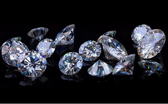 钻石什么级别性价比高钻石哪种级别最好-第1张图片-翡翠网