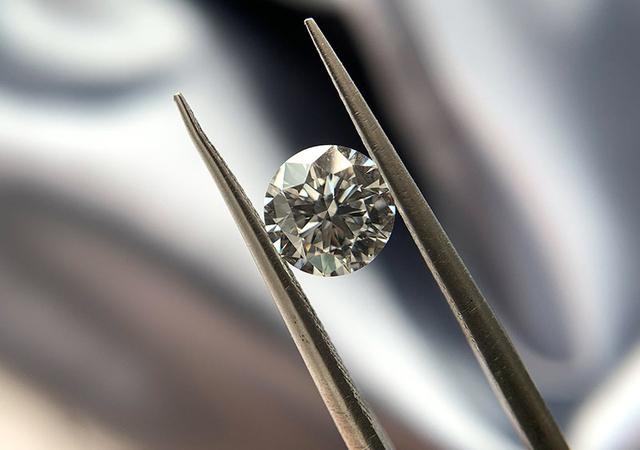 人工培育钻石和天然钻石的区别知乎人工培育钻石和天然钻石-第2张图片-翡翠网