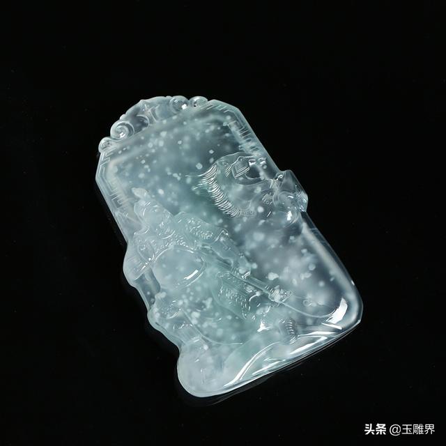 冰种雪花棉翡翠的价格蓝色冰种翡翠雪花棉-第3张图片-翡翠网