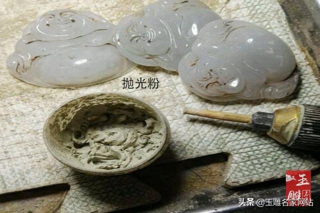 翡翠手镯抛光过程,怎么看翡翠手镯有没有抛光粉-第4张图片-翡翠网