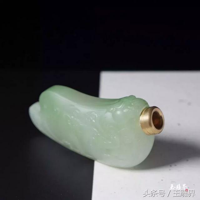 翡翠烟嘴值多少钱翡翠烟嘴价格-第6张图片-翡翠网