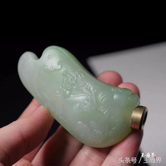 翡翠烟嘴值多少钱翡翠烟嘴价格-第8张图片-翡翠网