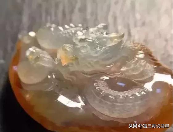 翡翠赌石知识技巧涨垮经验分享有**证的翡翠升值吗-第6张图片-翡翠网