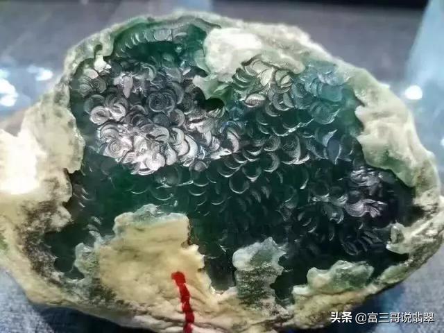 翡翠原石包浆教程翡翠原石扒皮教程-第7张图片-翡翠网