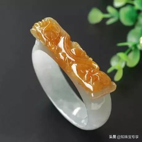 翡翠手镯有裂纹怎么办40万翡翠手镯-第2张图片-翡翠网