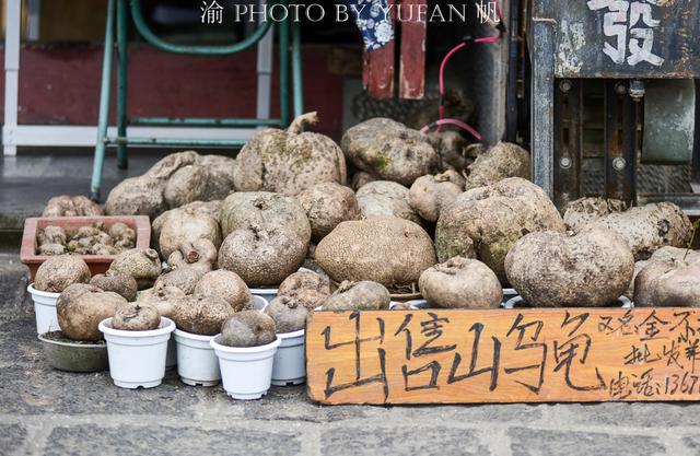 腾冲旅游攻略翡翠手镯,腾冲翡翠原石交易市场在哪里-第12张图片-翡翠网