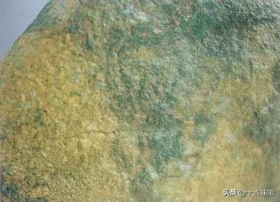 原石翡翠藓,北京翡翠原石有藓-第24张图片-翡翠网