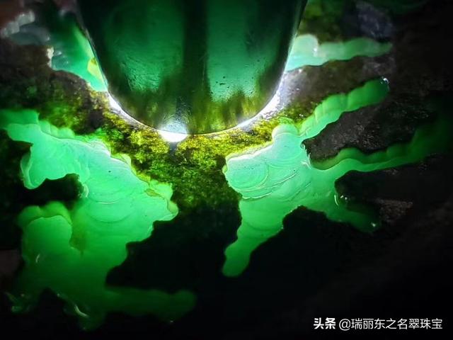 鉴别翡翠原石,翡翠原石新手知识大全-第4张图片-翡翠网