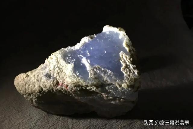 原石图片大全景云翡翠原石-第8张图片-翡翠网