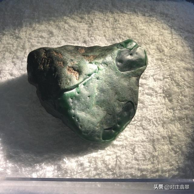 原石翡翠正品,A货翡翠手镯-第1张图片-翡翠网