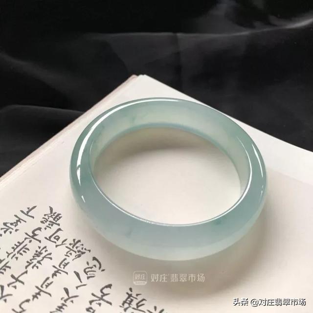 翡翠镯子知识入门完整版的简单介绍-第21张图片-翡翠网