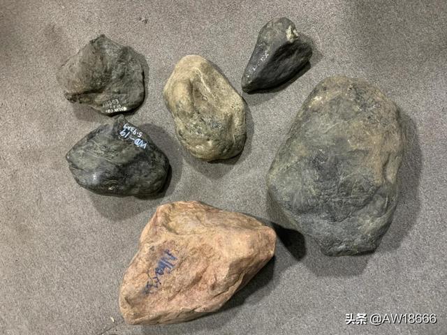 翡翠原石鉴别新手入门各场口翡翠原石图解-第5张图片-翡翠网