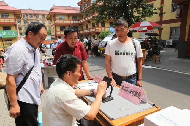 翡翠原石批发,淄博正冰翡翠原石批发市场-第15张图片-翡翠网