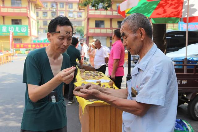 翡翠原石批发,淄博正冰翡翠原石批发市场-第29张图片-翡翠网