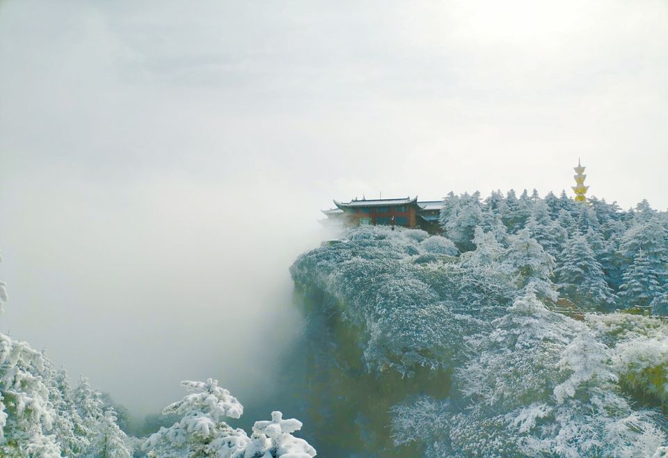 直播全国多地迎来降雪1迎来首场降雪-第2张图片-翡翠网