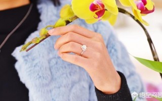 结婚戒指的戴法有哪些？男生女生佩戴一样吗？