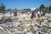 翡翠原石必须经过缅甸政府吗缅甸的翡翠原石怎么运到中国的