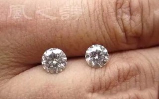 怎样区别钻石和莫桑钻,怎样区别钻石和莫桑钻石