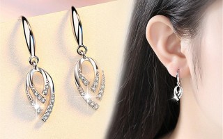金耳环和银耳环哪个对身体好,银耳环和金耳环能一起戴吗