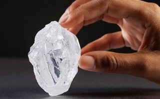 钻石原石肉眼怎么鉴定钻石原石怎么看