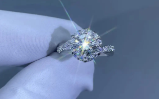 怎么辨别钻石戒指的真假鉴别,怎么辨别钻石戒指的真假