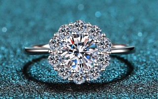 钻石和锆石的区别是什么?怎么挑选钻石?钻石和锆石哪个比较亮