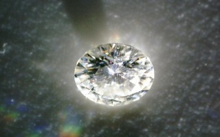 钻石恒久远,一颗永流传的原因,钻石为啥不恒久远