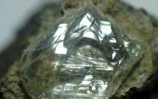 天然金刚石到钻石的价值天然金刚石到钻石