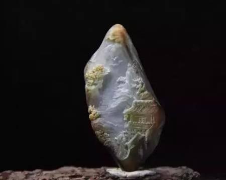 非常普通的翡翠原石可以雕的非常好看么？-第9张图片-翡翠网