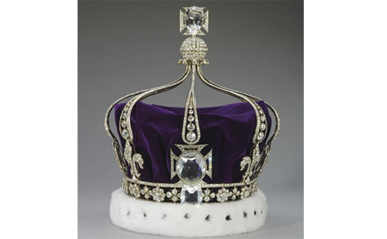 镶嵌2200颗钻石!英国王后Camilla将佩戴玛丽王后王冠出席加冕礼-第1张图片-翡翠网