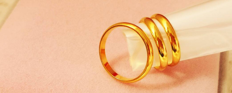 女士黄金戒指一般戴几克为好,女士黄金戒指什么款式好看-第1张图片-翡翠网