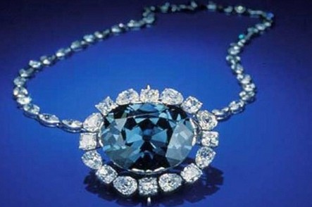 世界著名钻石项链世界十大钻石项链-第2张图片-翡翠网