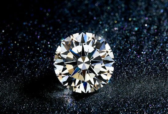希望是世界上最珍贵的钻石希望是这个世界像钻石一样珍贵的东西-第2张图片-翡翠网