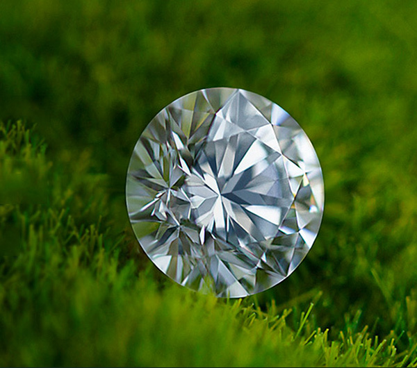培育钻石是怎么生长的培育钻石是怎么生长的视频