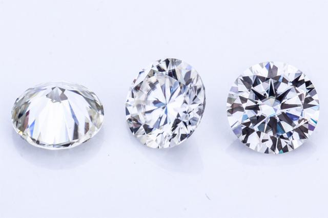 市面上钻石戒指都是什么钻石啊,市面上的钻石都是什么钻-第1张图片-翡翠网