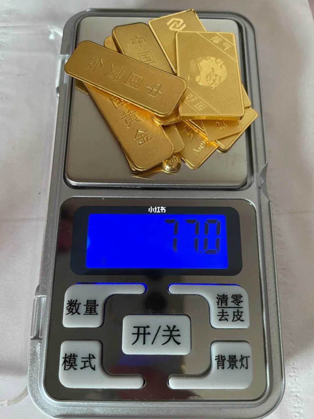 中国黄金金条价格实时中国黄金金条价格-第1张图片-翡翠网