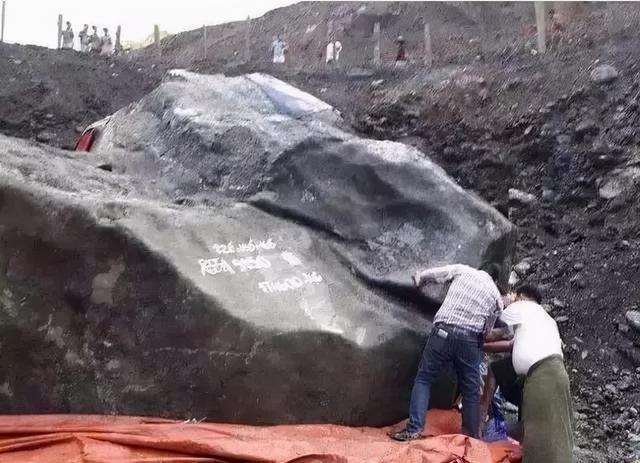 翡翠原石中国翡翠原石产地是哪里-第7张图片-翡翠网