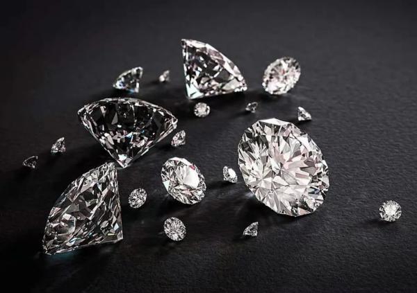 钻戒的款式和寓意介绍,钻石-第2张图片-翡翠网