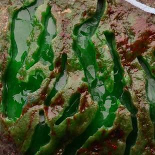 帝王绿色翡翠原石图片的简单介绍-第2张图片-翡翠网