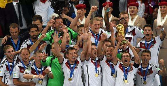 2014世界杯德国vs阿根廷集锦,2010世界杯德国vs阿根廷-第1张图片-翡翠网