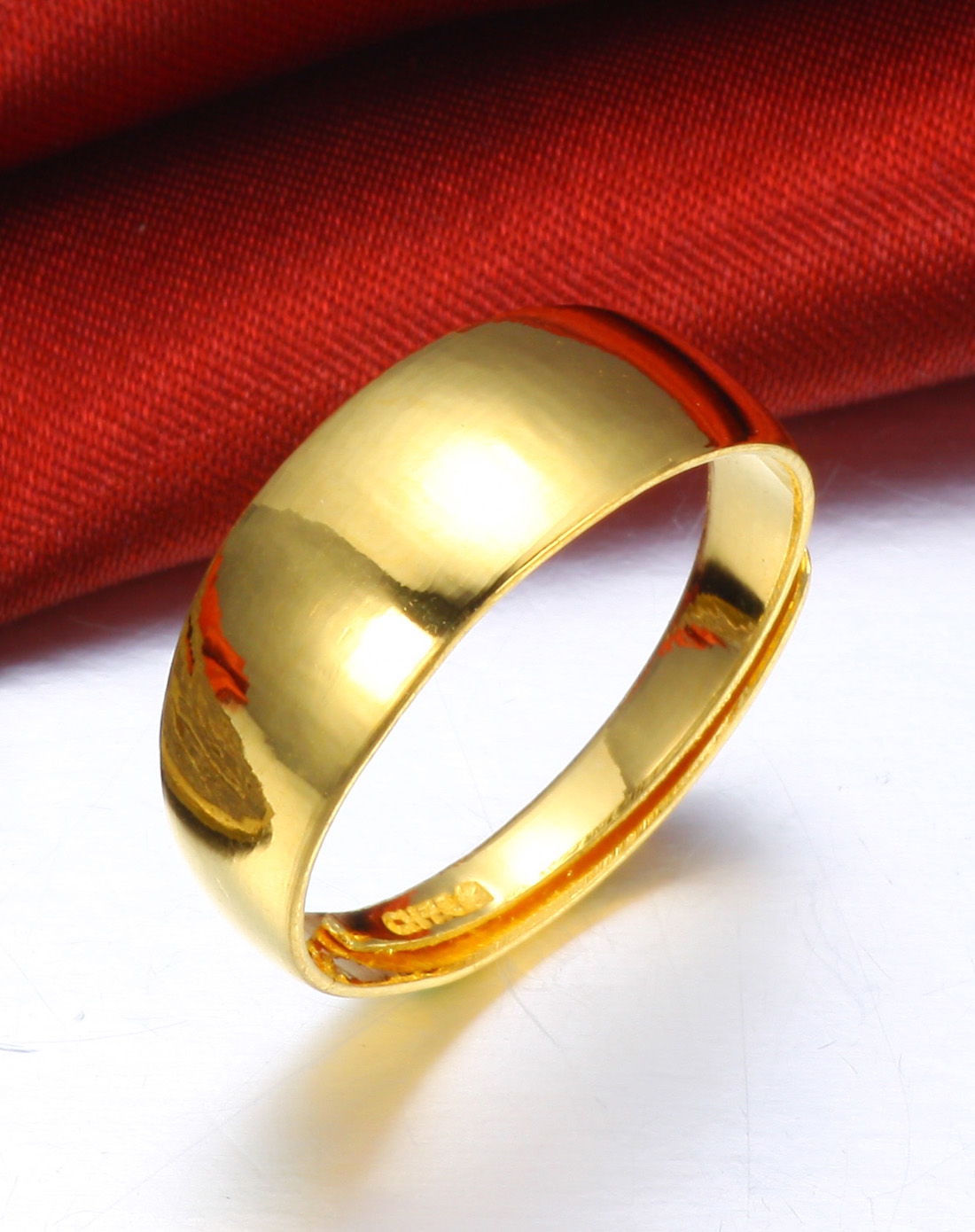 男士戒指选白金还是黄金男士黄金戒指怎么选-第1张图片-翡翠网
